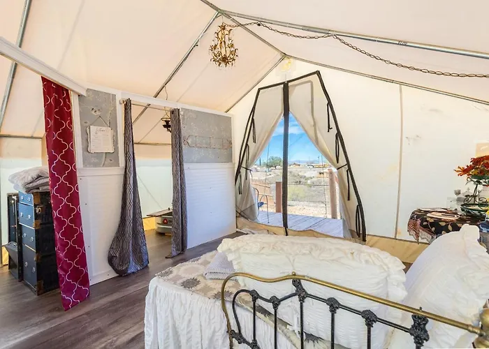 History & Cozy Glamping