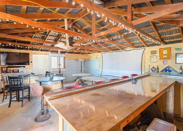 History & Cozy Glamping