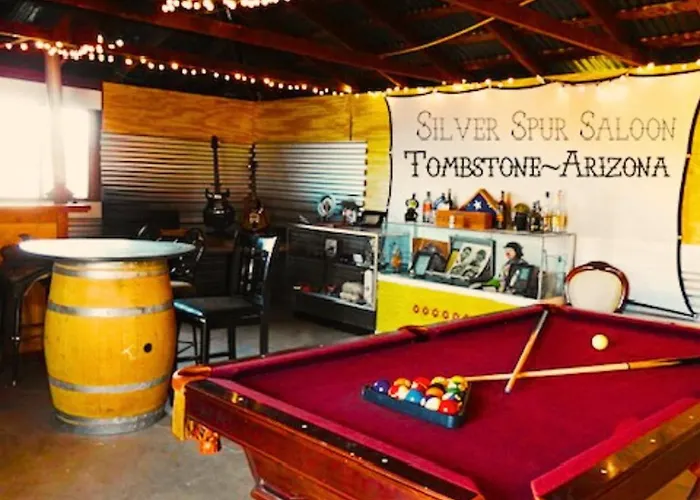 History & Cozy Glamping Luxury tent