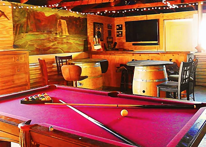 Luxury tent History & Cozy Glamping *
